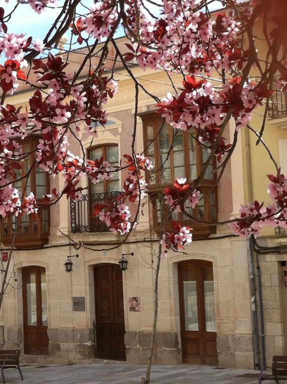 Emebed Posada Castrojeriz Exterior foto