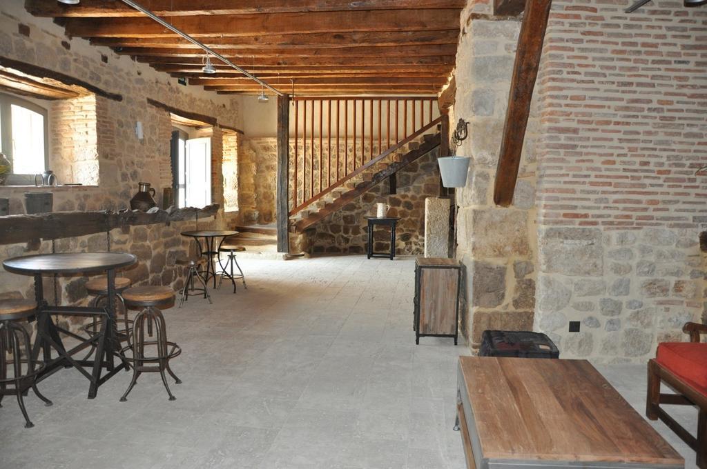 Emebed Posada Castrojeriz Exterior foto